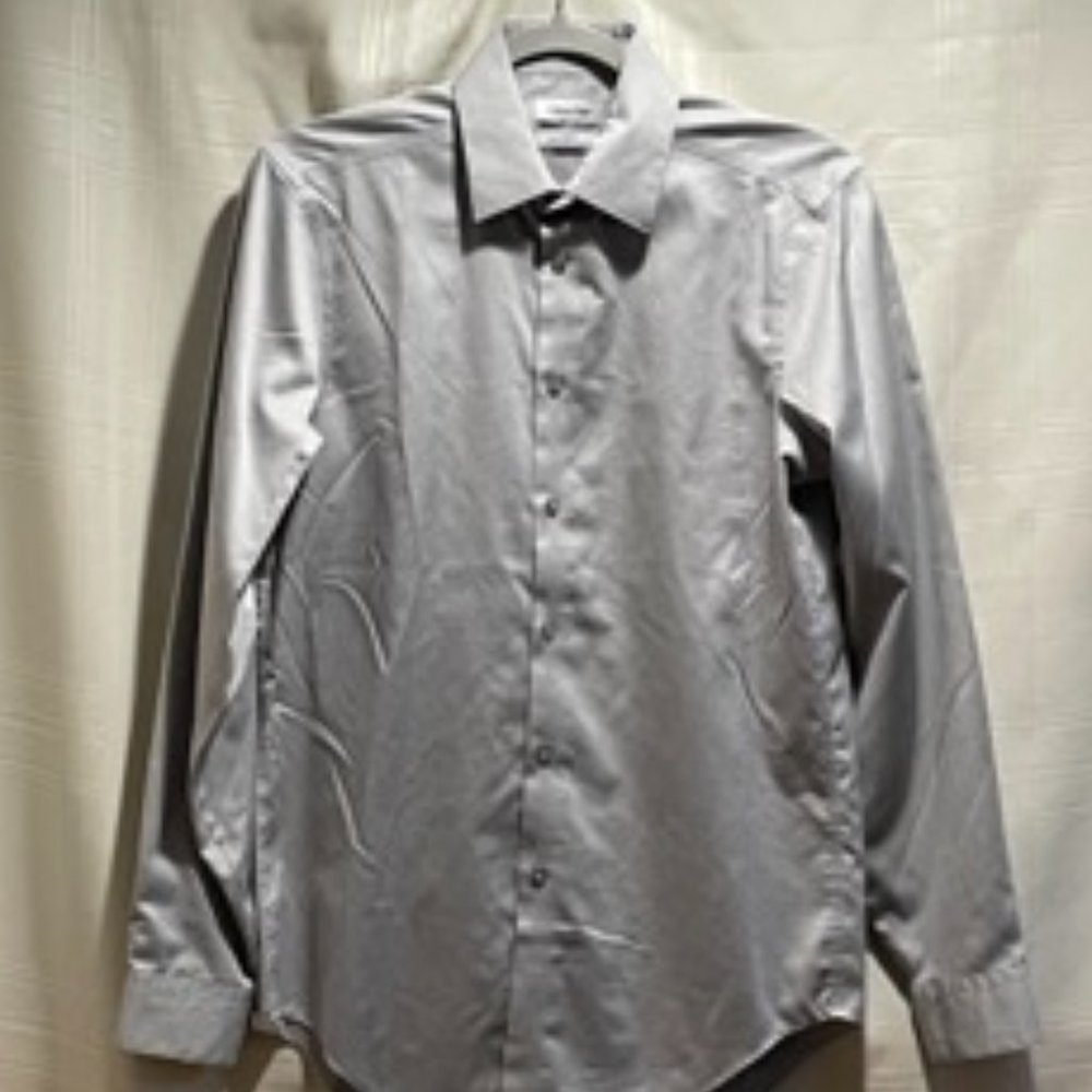 Men's Calvin Klein dress shirt